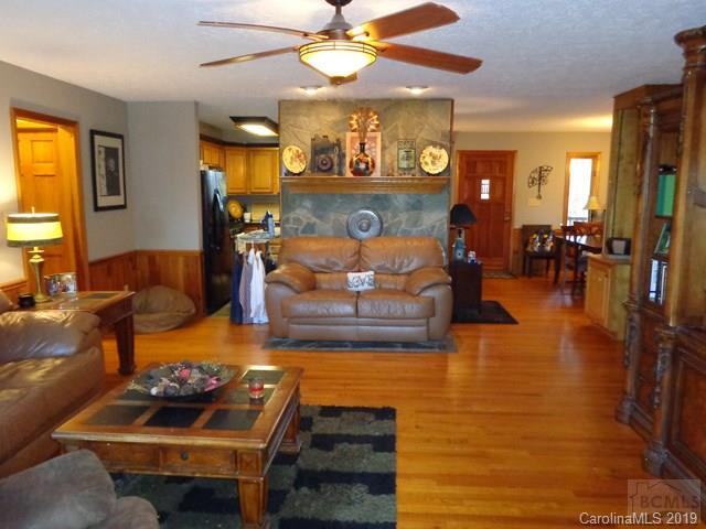 3678 Sundown Road Morganton, NC 28655 - Photo 3 of 17 Gallery Image 3