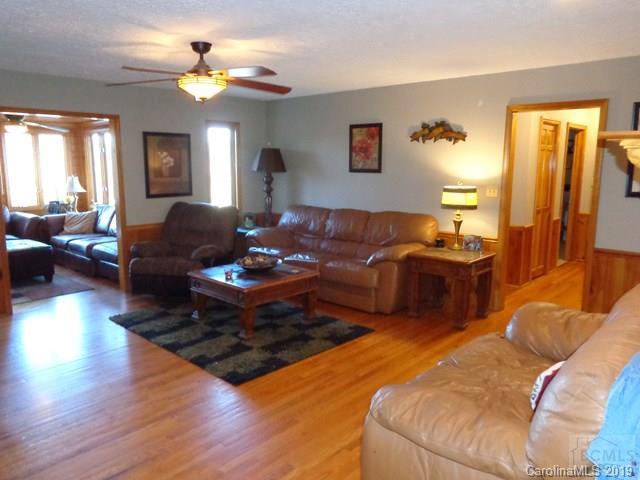 3678 Sundown Road Morganton, NC 28655 - Photo 4 of 17 Gallery Image 4