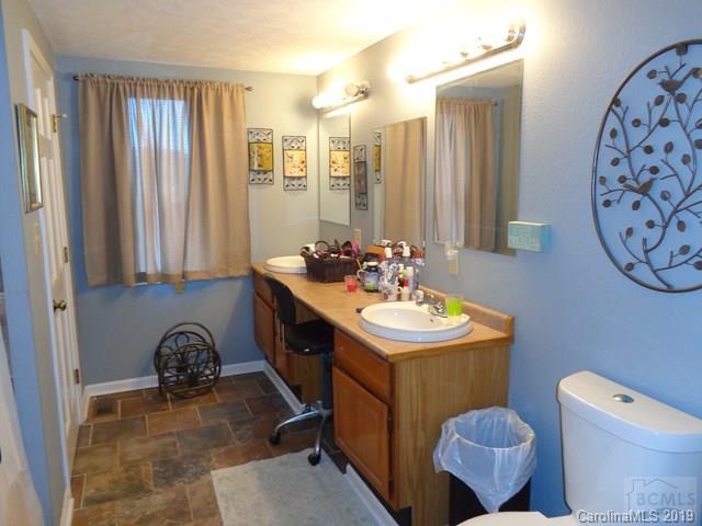 3678 Sundown Road Morganton, NC 28655 - Photo 10 of 17 Gallery Image 10