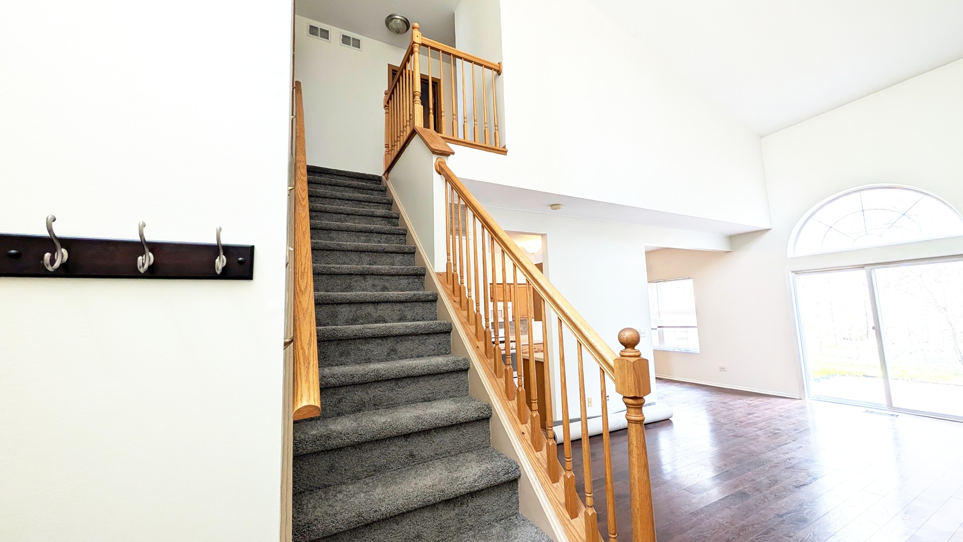 4037 Oak Tree Lane Plainfield, IL 60586 - Photo 3 of 12