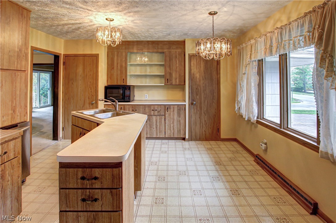 20563 Lunn Road Strongsville, OH 44149 - Photo 7 of 35 Gallery Image 7