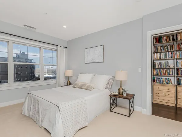 $519,000 | 543 Main Street, Unit 407, New Rochelle, NY 10801