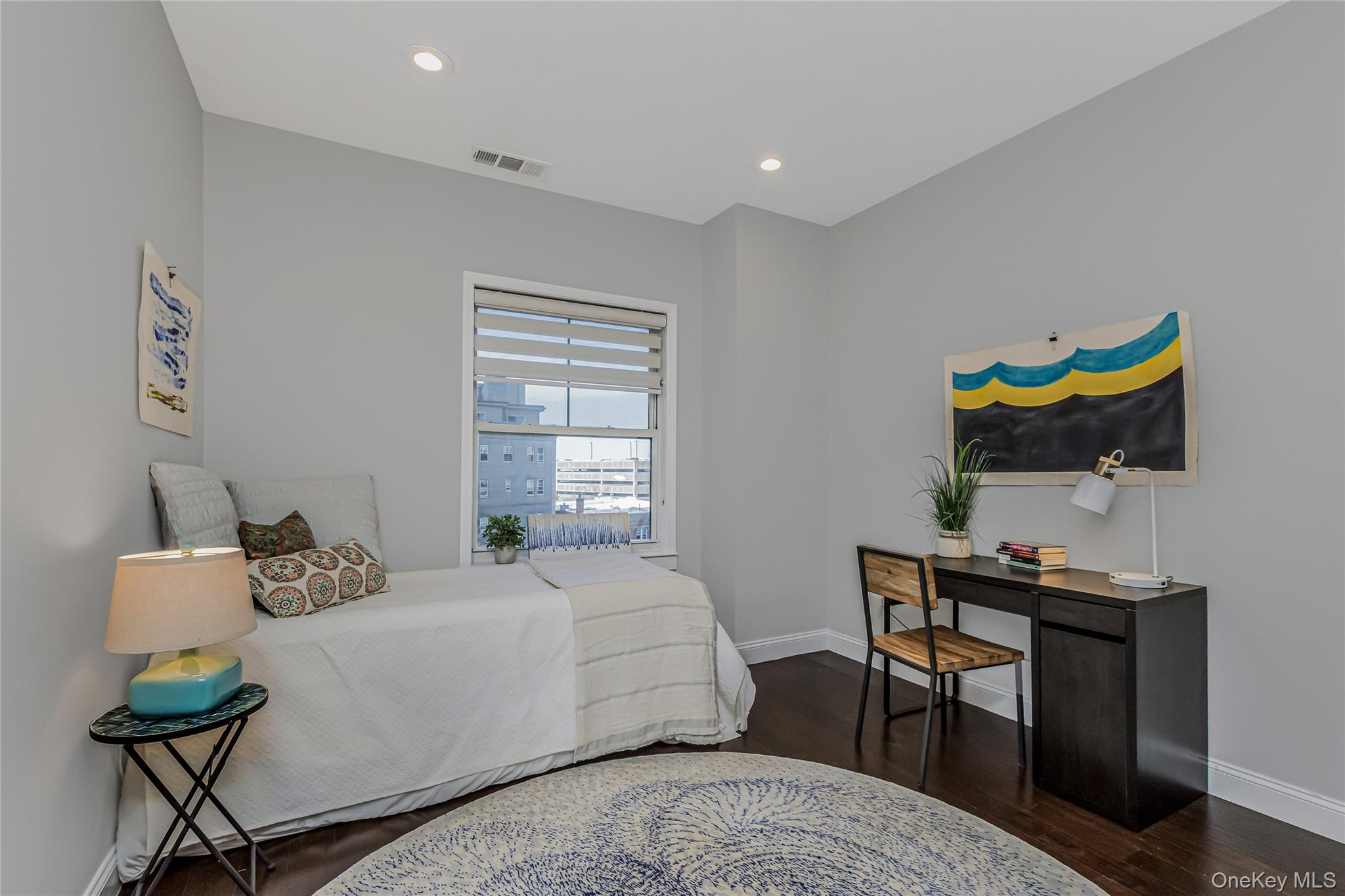 543 Main Street, Unit 407 New Rochelle, NY 10801 - Photo 16 of 25 Western Facing Bedroom