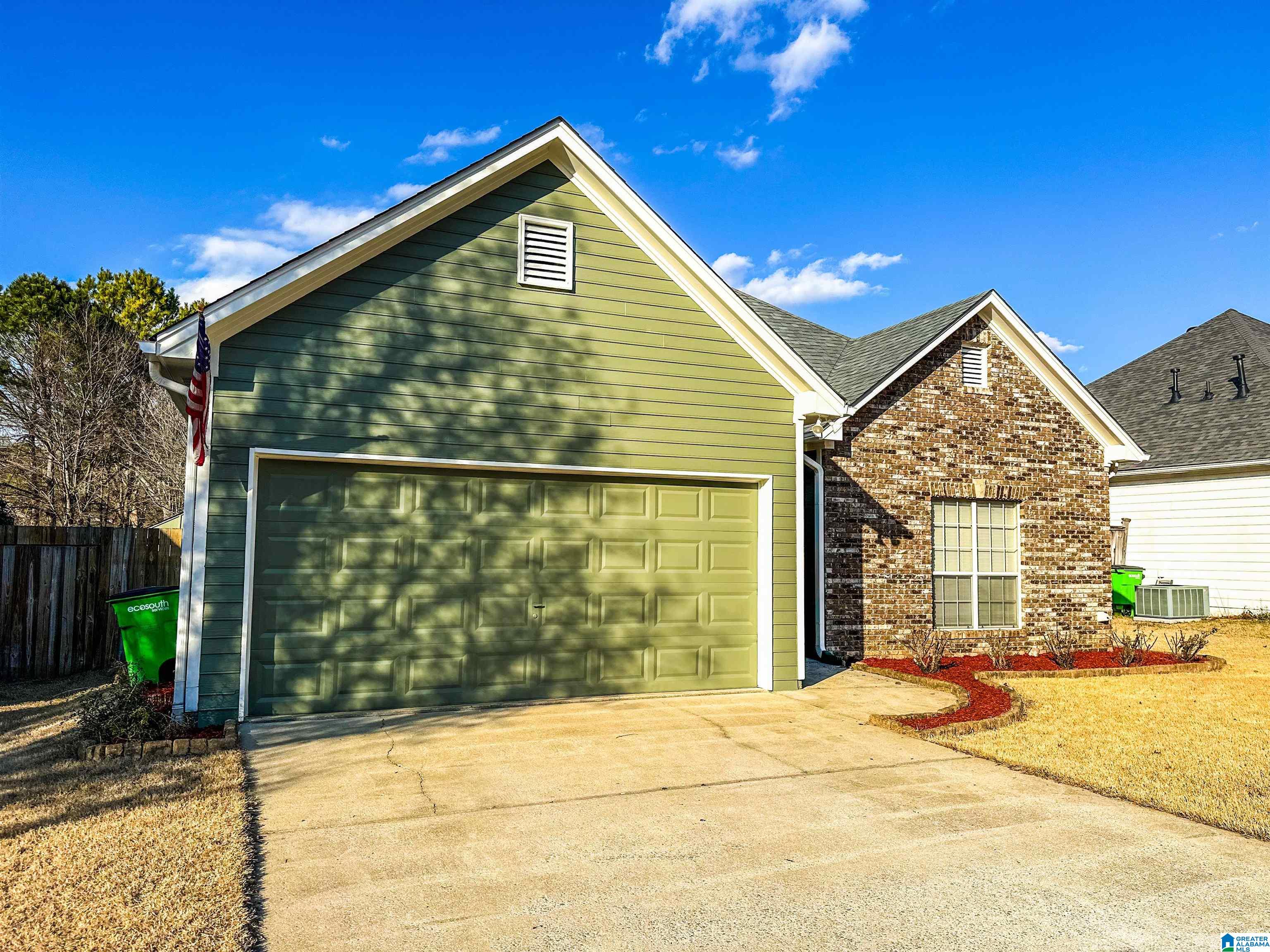 8564 Dover Drive Leeds, AL 35094 - Photo 3 of 37