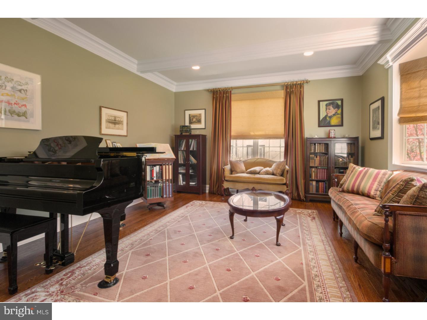 144 Terhune Road Princeton, NJ 08540 - Photo 4 of 22 Living Room