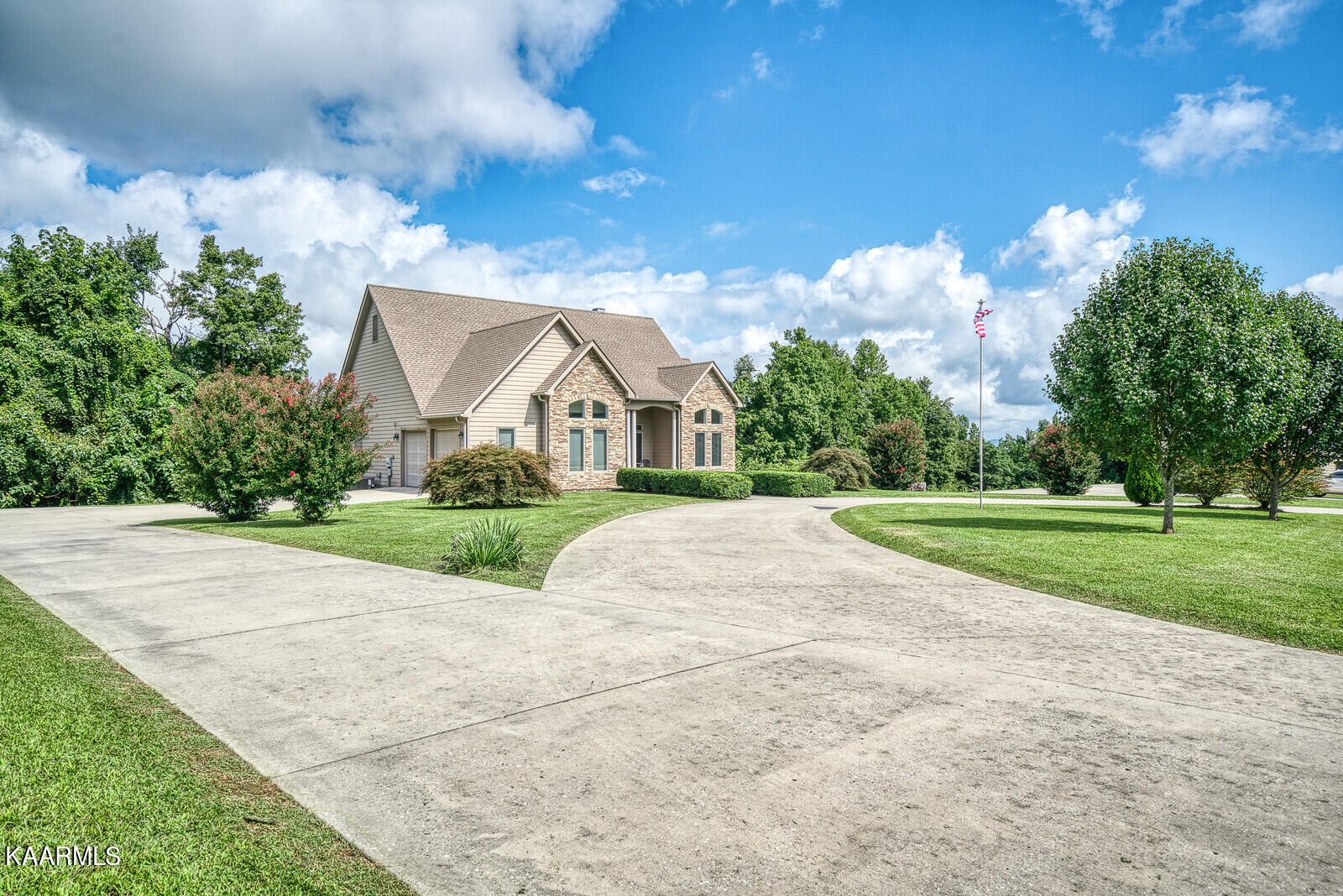 5579 Pendergrass Road Byrdstown, TN 38549 - Photo 6 of 41 06_5579_Pendergrass_Rd_Crossville043_TNP