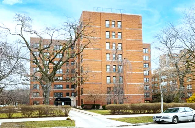 $159,500 | 4900 North Marine Drive, Unit 709, Chicago, IL 60640