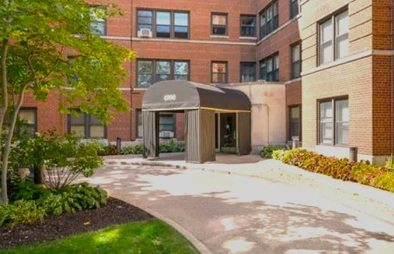 $159,500 | 4900 North Marine Drive, Unit 709, Chicago, IL 60640