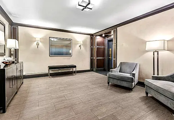 $159,500 | 4900 North Marine Drive, Unit 709, Chicago, IL 60640