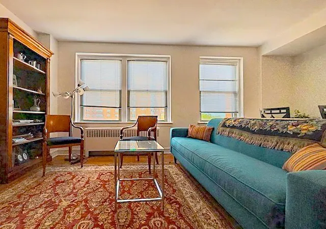 $159,500 | 4900 North Marine Drive, Unit 709, Chicago, IL 60640