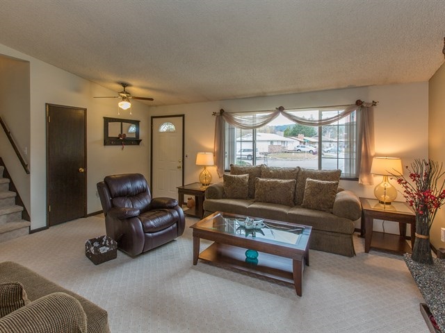 3215 South Woodward Road Spokane Valley, WA 99206 - Photo 3 of 20 Gallery Image 3