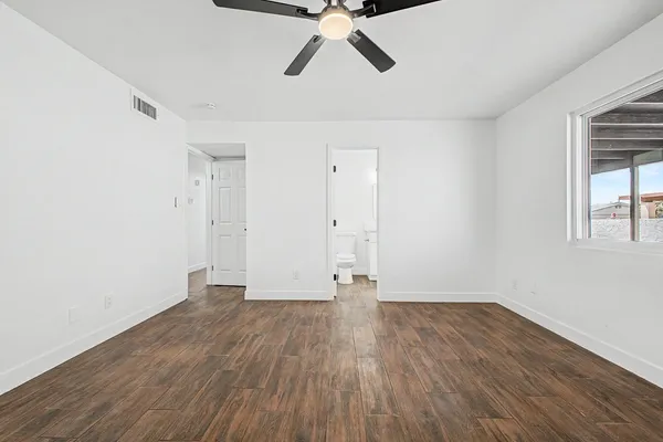 $1,950 | 4127 North 106th Avenue, Phoenix, AZ 85037
