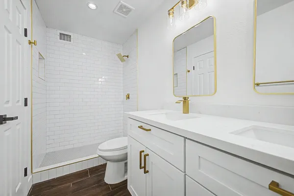 $1,950 | 4127 North 106th Avenue, Phoenix, AZ 85037