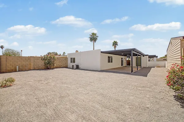 $1,950 | 4127 North 106th Avenue, Phoenix, AZ 85037