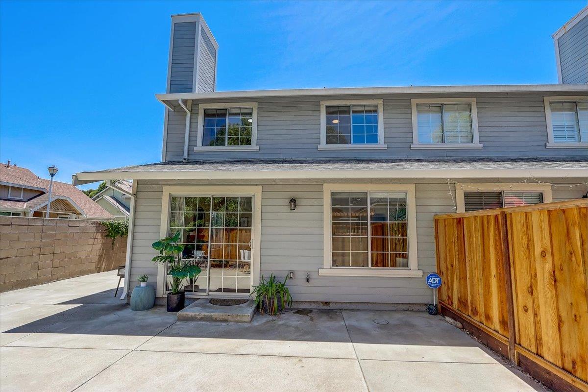 238 Mavis Drive Pleasanton, CA 94566 - Photo 45 of 53 a front view of a house with garden