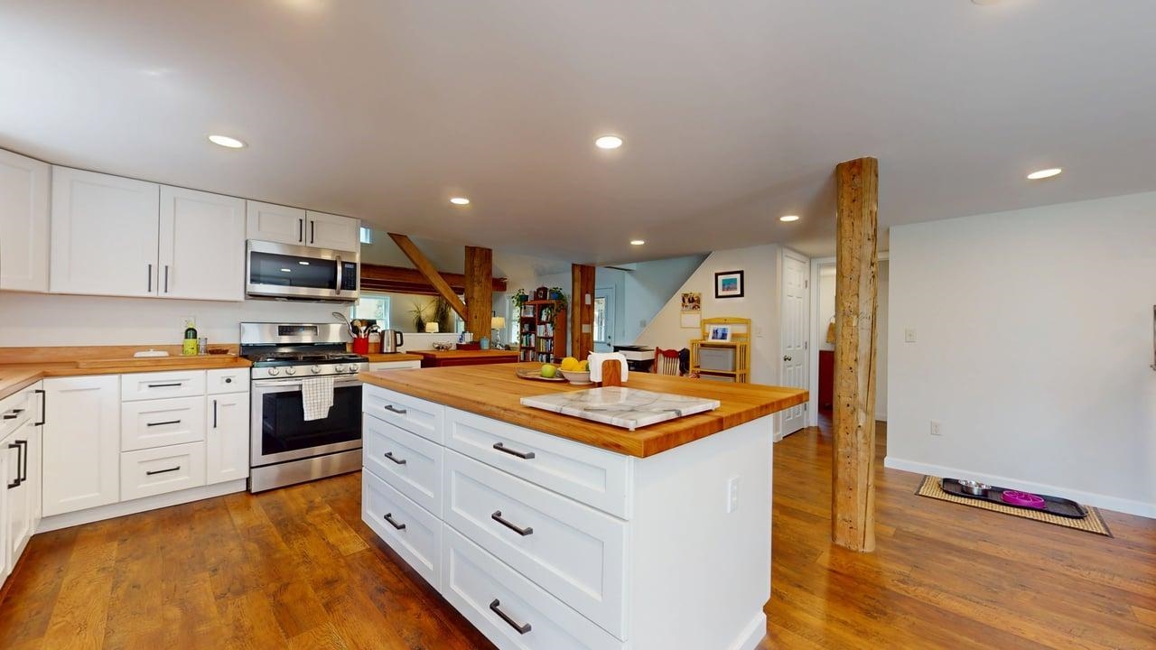 1447 Joyal Road Bakersfield, VT 05450 - Photo 21 of 59