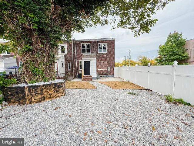 a house view with a outdoor space