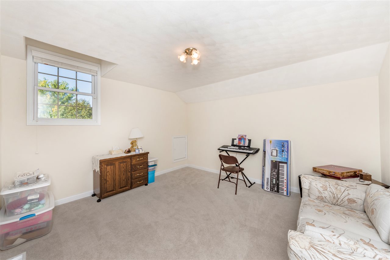 23370 Spring Creek Road Washington, IL 61571 - Photo 26 of 36 Gallery Image 26