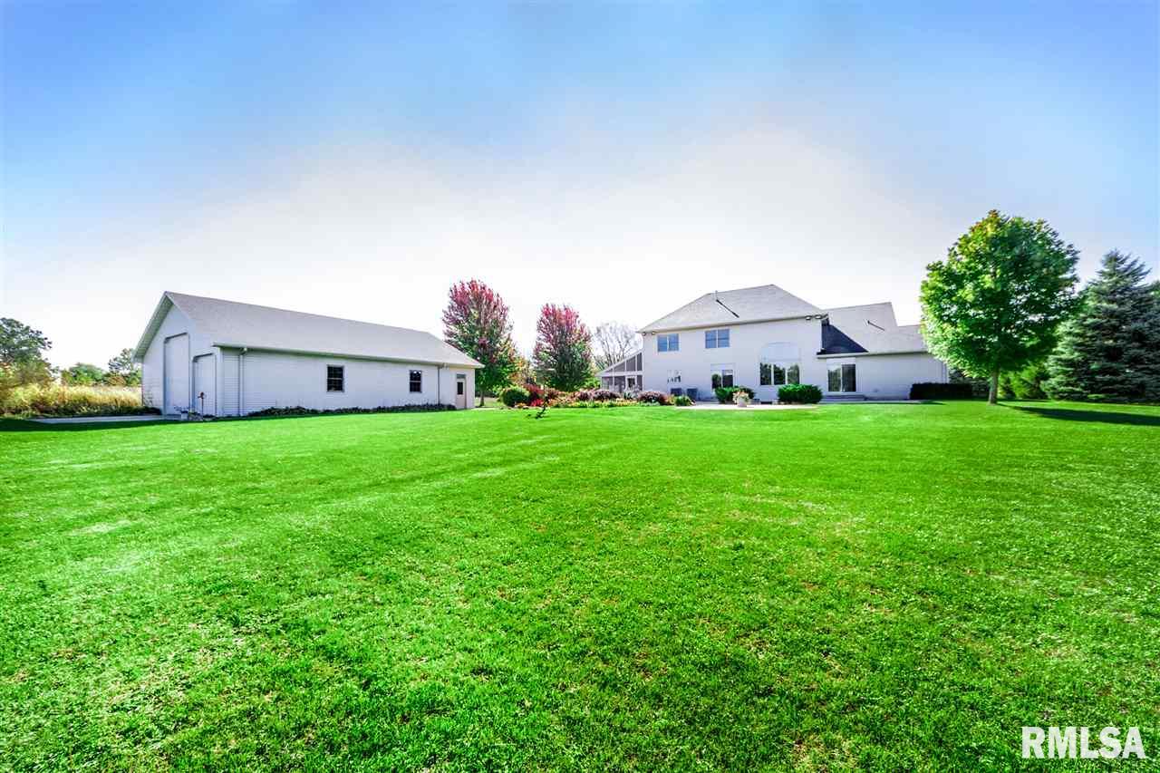 23370 Spring Creek Road Washington, IL 61571 - Photo 3 of 36 Gallery Image 3