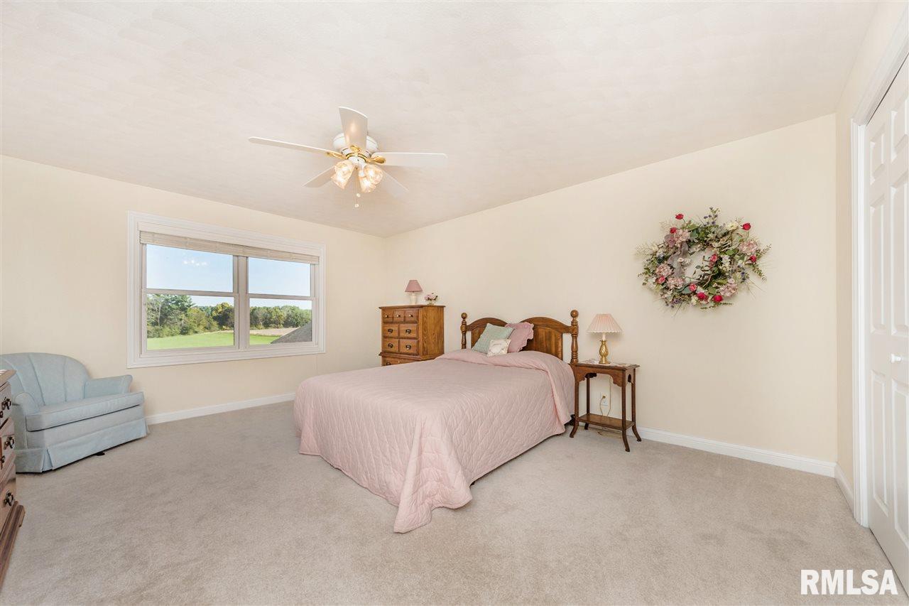 23370 Spring Creek Road Washington, IL 61571 - Photo 31 of 36 Gallery Image 31