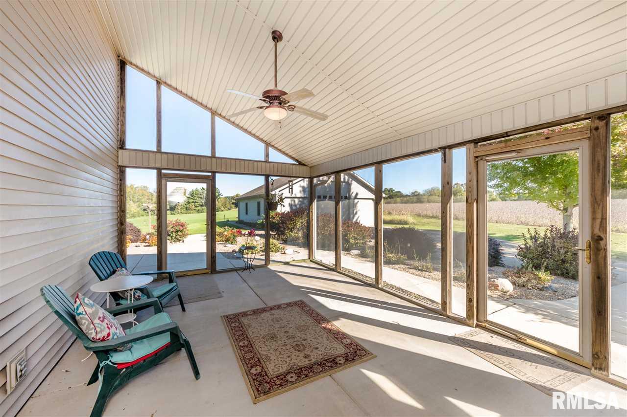 23370 Spring Creek Road Washington, IL 61571 - Photo 4 of 36 Gallery Image 4