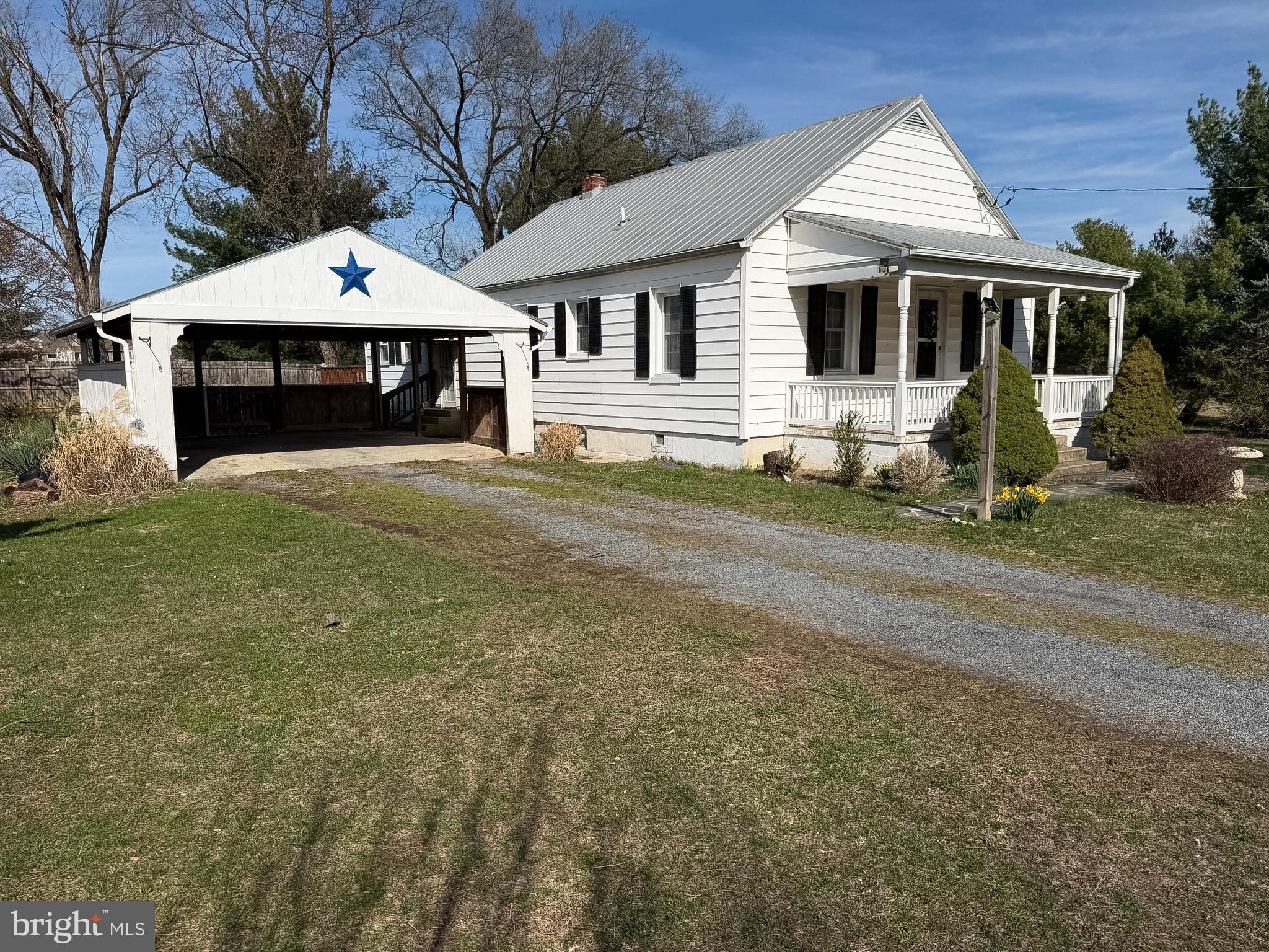 2929 Packer Street Winchester, VA 22601 - Photo 2 of 38 a front view of a house with a yard