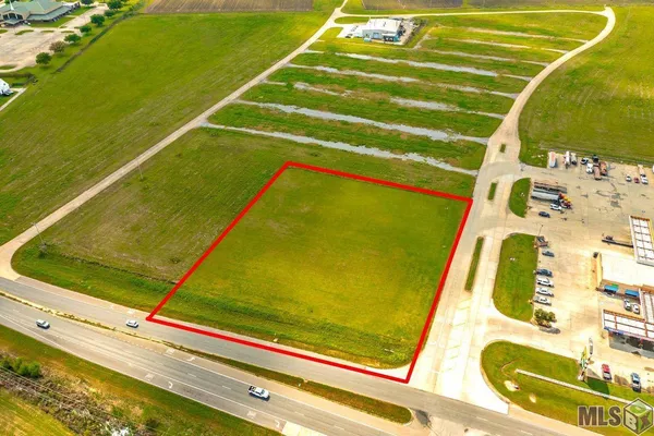 $590,000 | 1816 Highway 311, Schriever, LA 70395