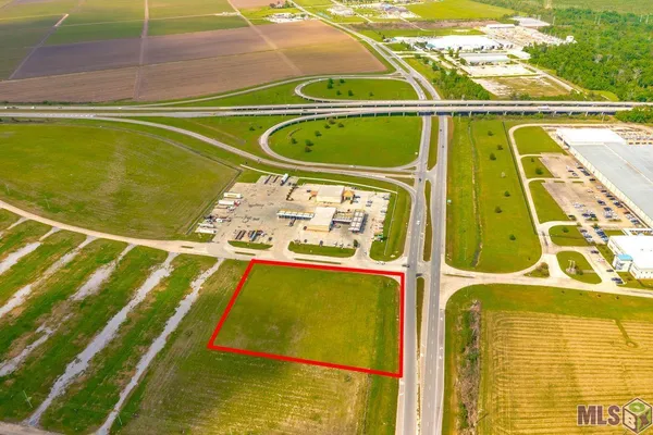$590,000 | 1816 Highway 311, Schriever, LA 70395