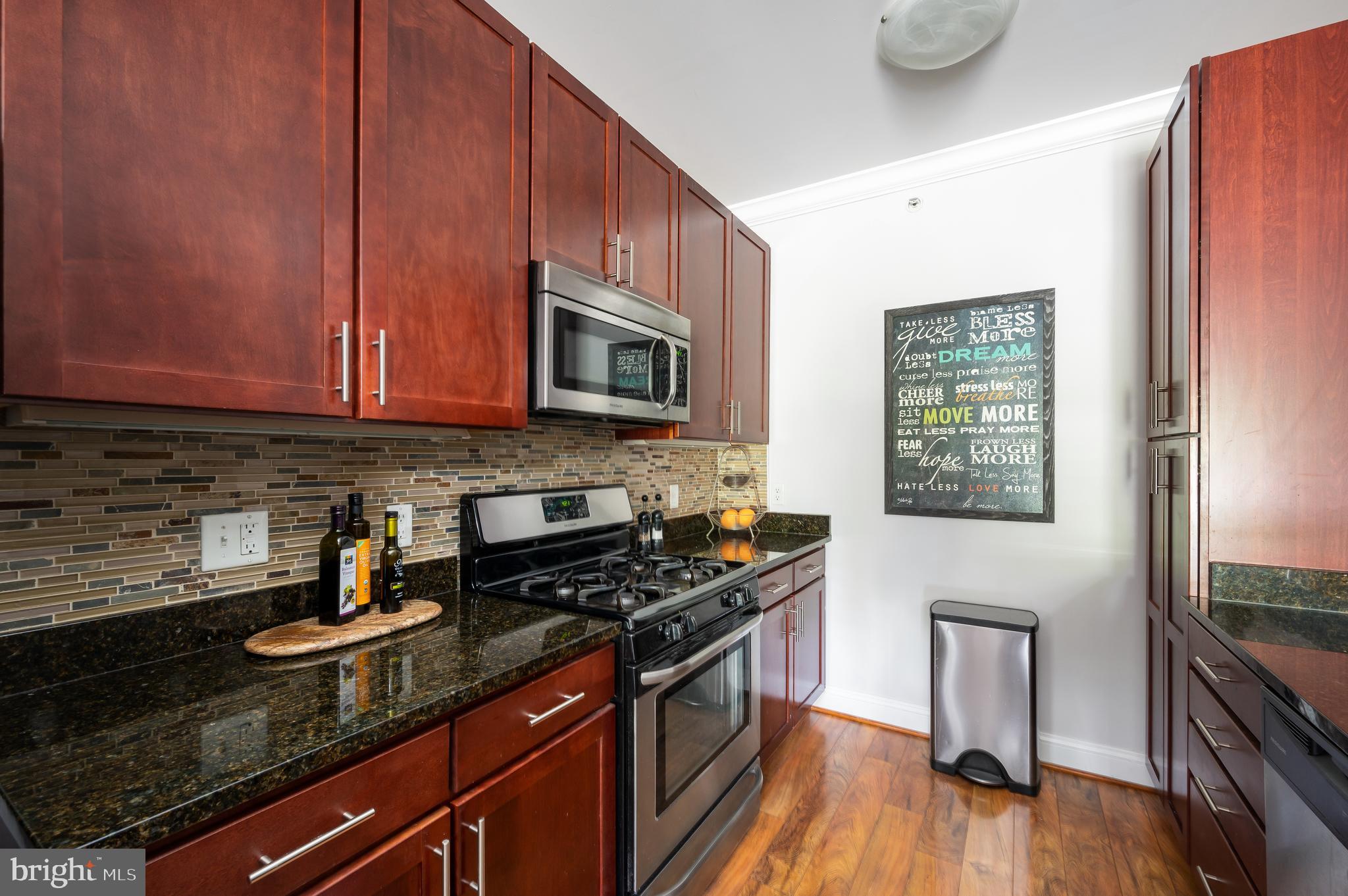 6301 Edsall Road, Unit 109 Alexandria, VA 22312 - Photo 13 of 33