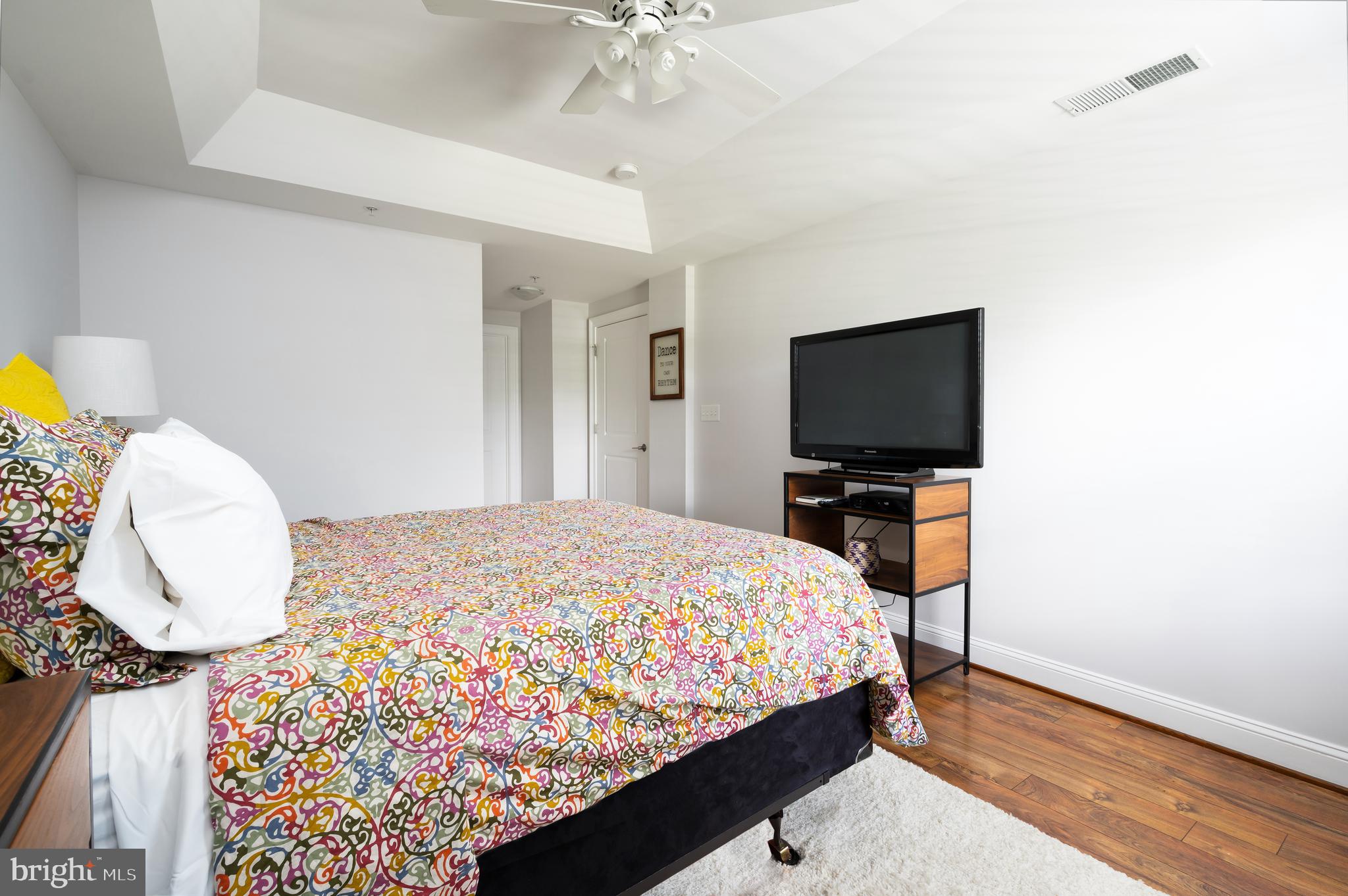 6301 Edsall Road, Unit 109 Alexandria, VA 22312 - Photo 18 of 33