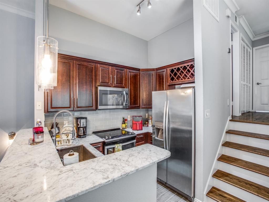2201 Wolf Street, Unit 4206 Dallas, TX 75201 - Photo 7 of 12