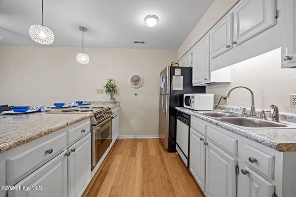 $449,000 | 9100 Reed Drive, Unit 1108, Emerald Isle, NC 28594