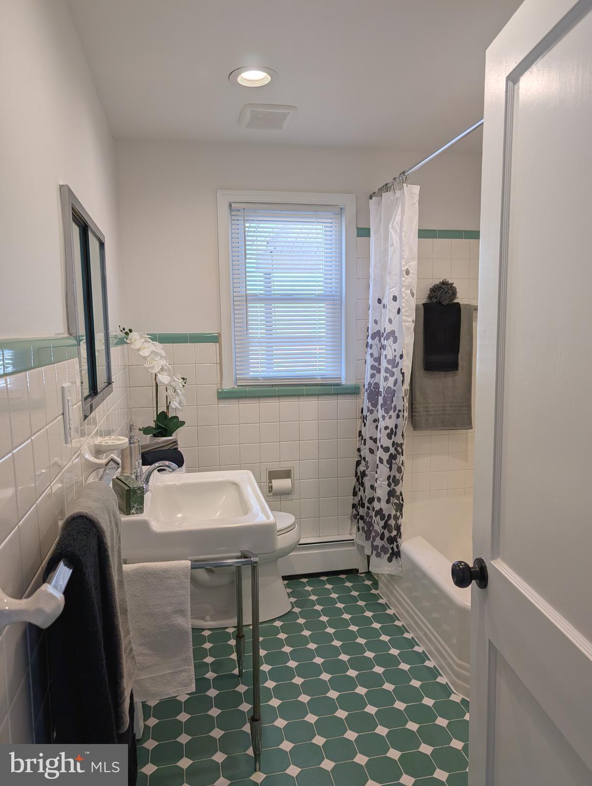 303 Cowpath Road Hatfield, PA 19440 - Photo 23 of 45 Gallery Image 23