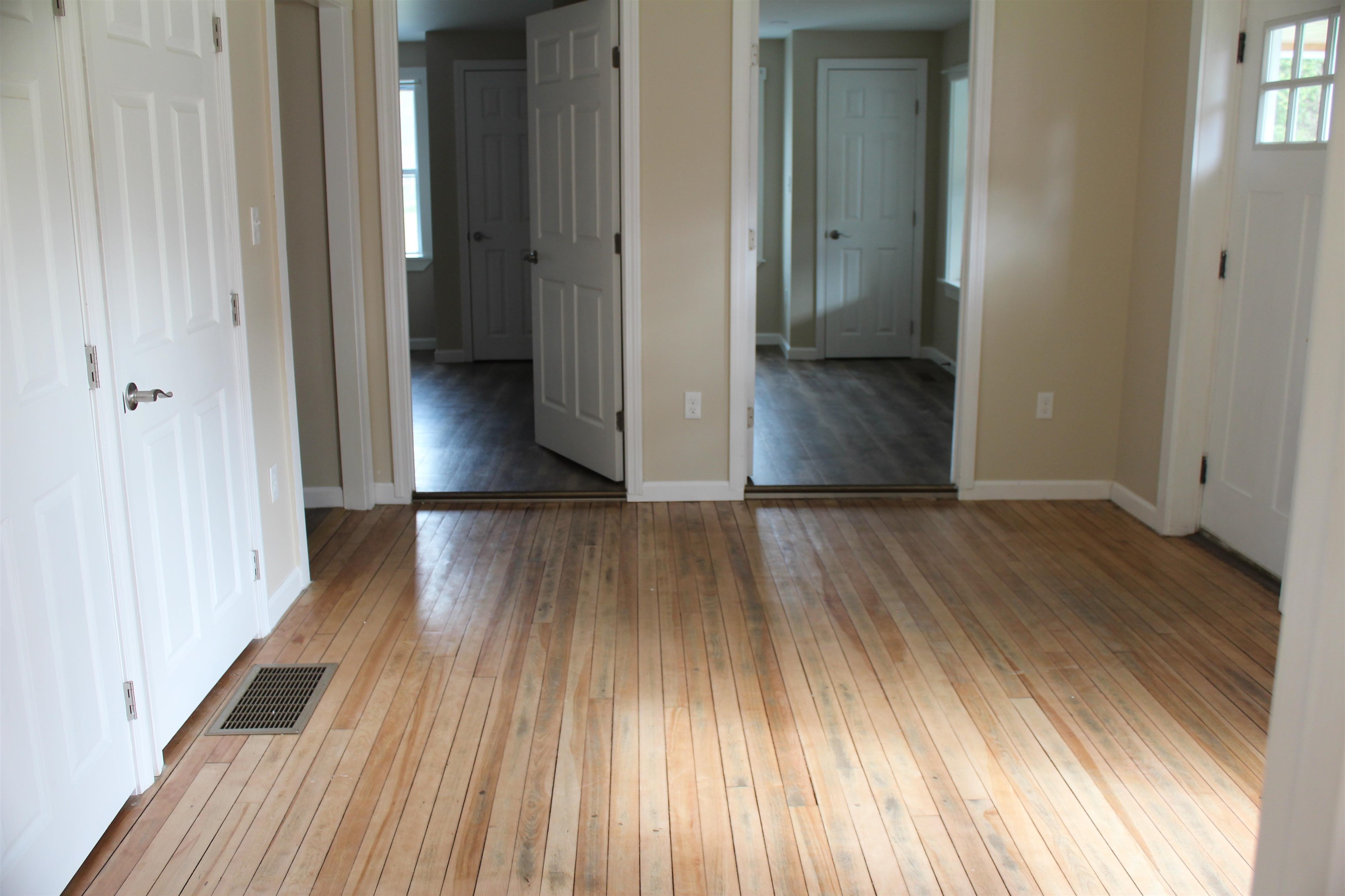 4234 Highway 5 Barnet, VT 05050 - Photo 7 of 25