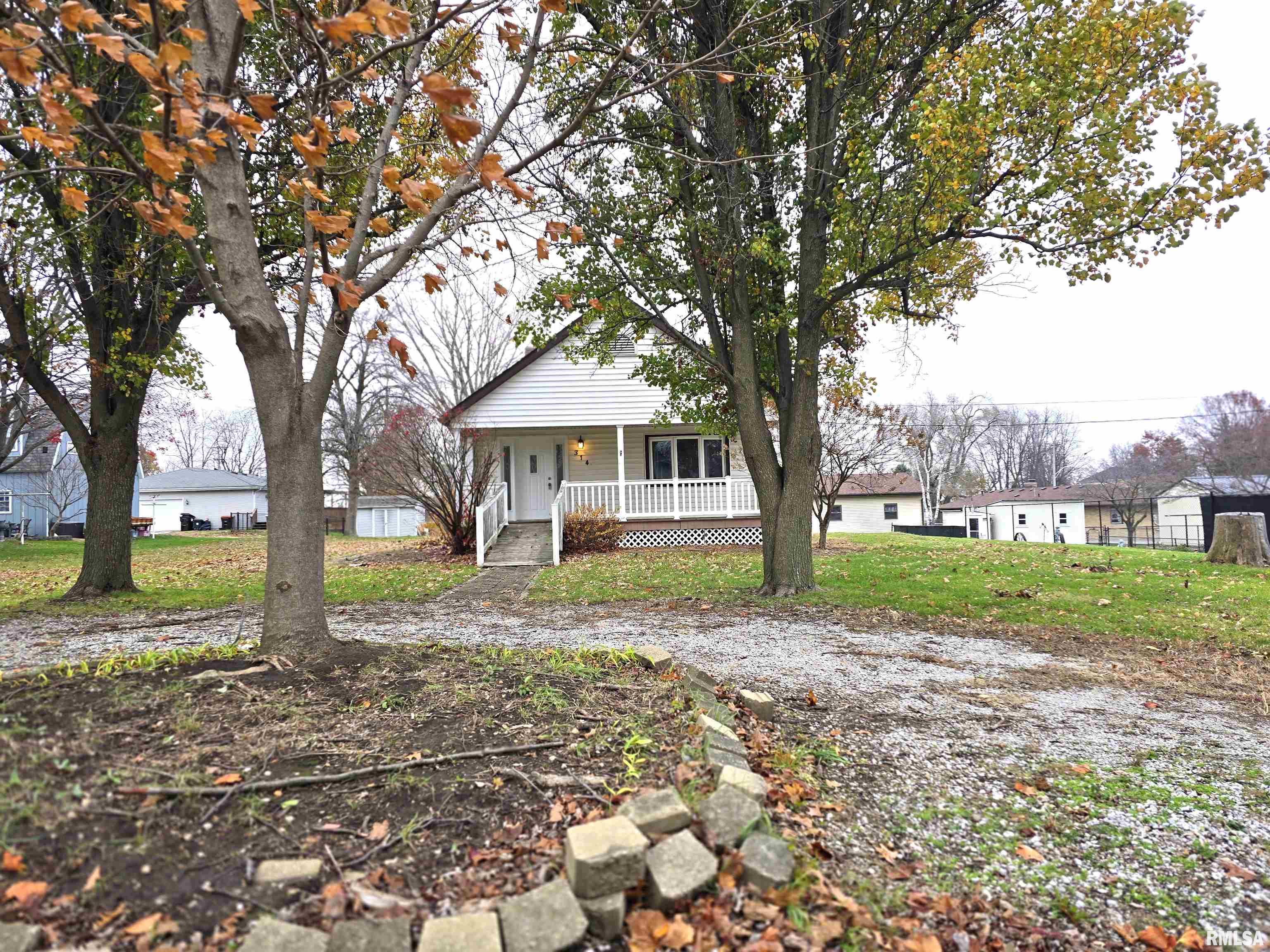 314 North Morgan Street Metamora, IL 61548 - Photo 3 of 25