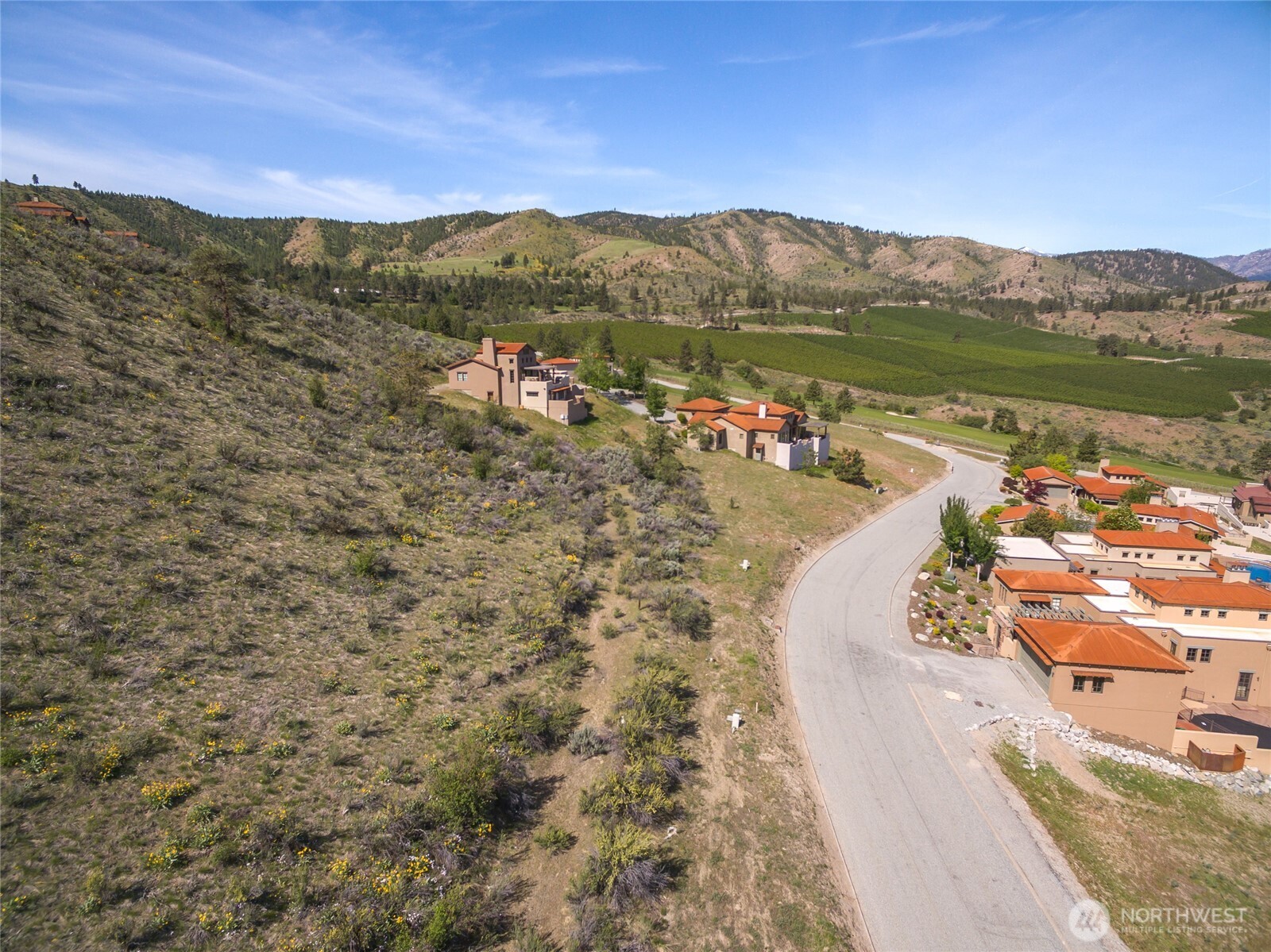 215 Bandera Way Chelan, WA 98816 - Photo 12 of 30