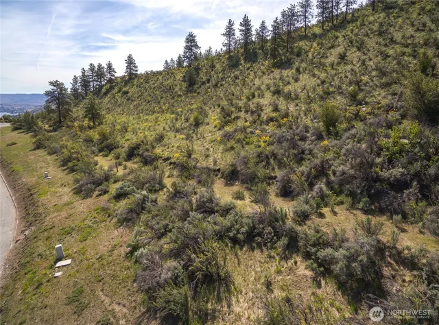 $239,950 | 215 Bandera Way, Chelan, WA 98816