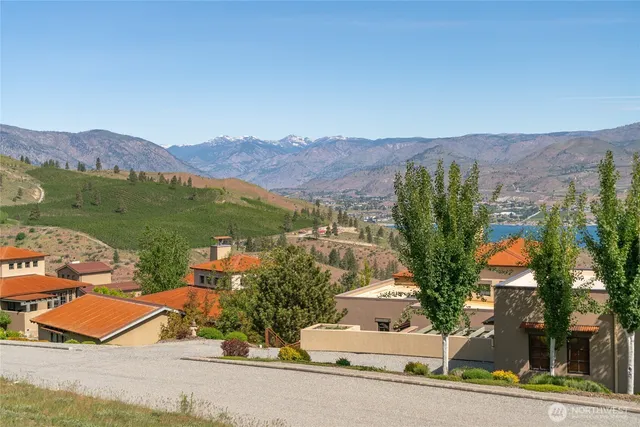 $239,950 | 215 Bandera Way, Chelan, WA 98816