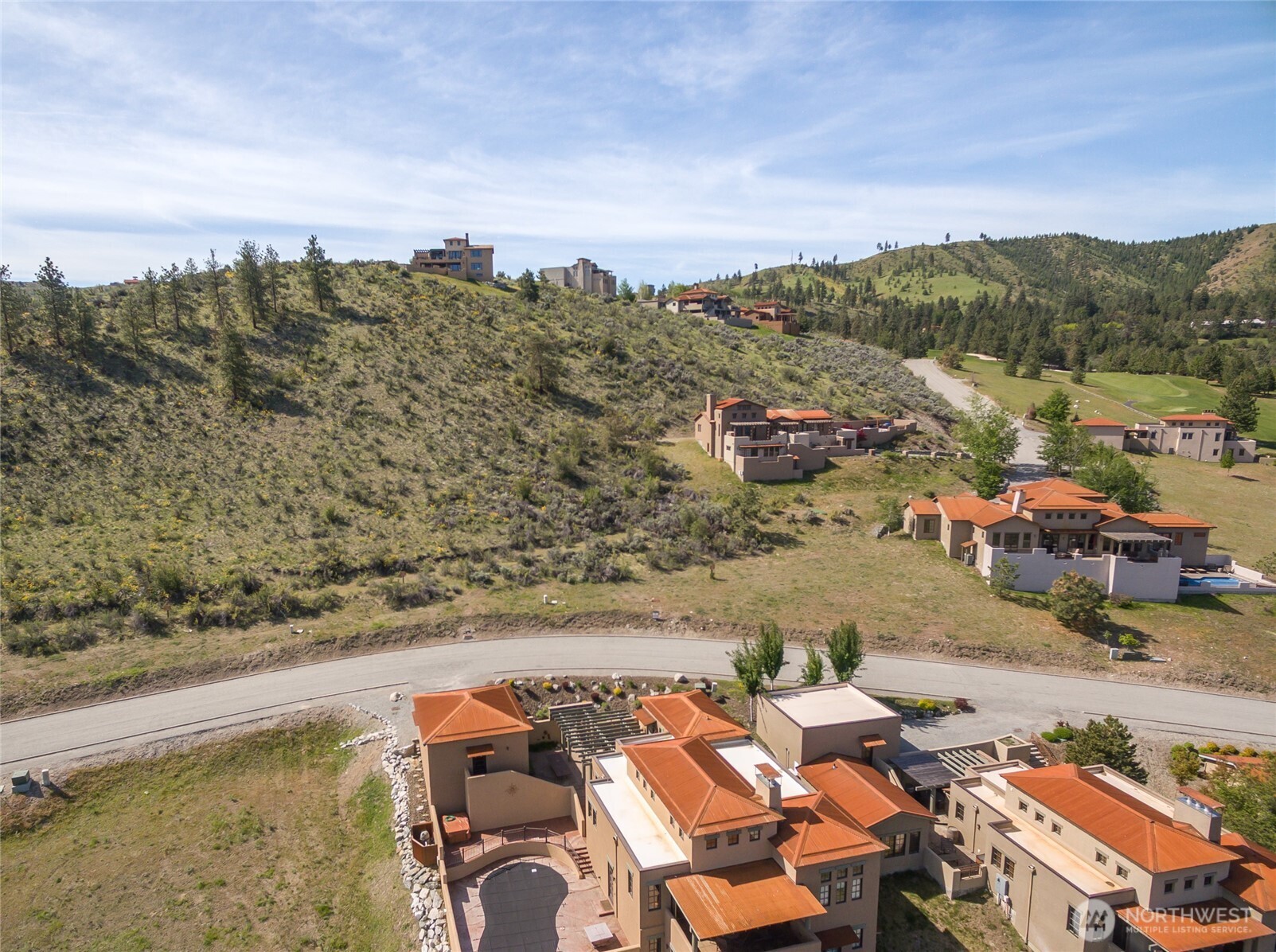 215 Bandera Way Chelan, WA 98816 - Photo 8 of 30