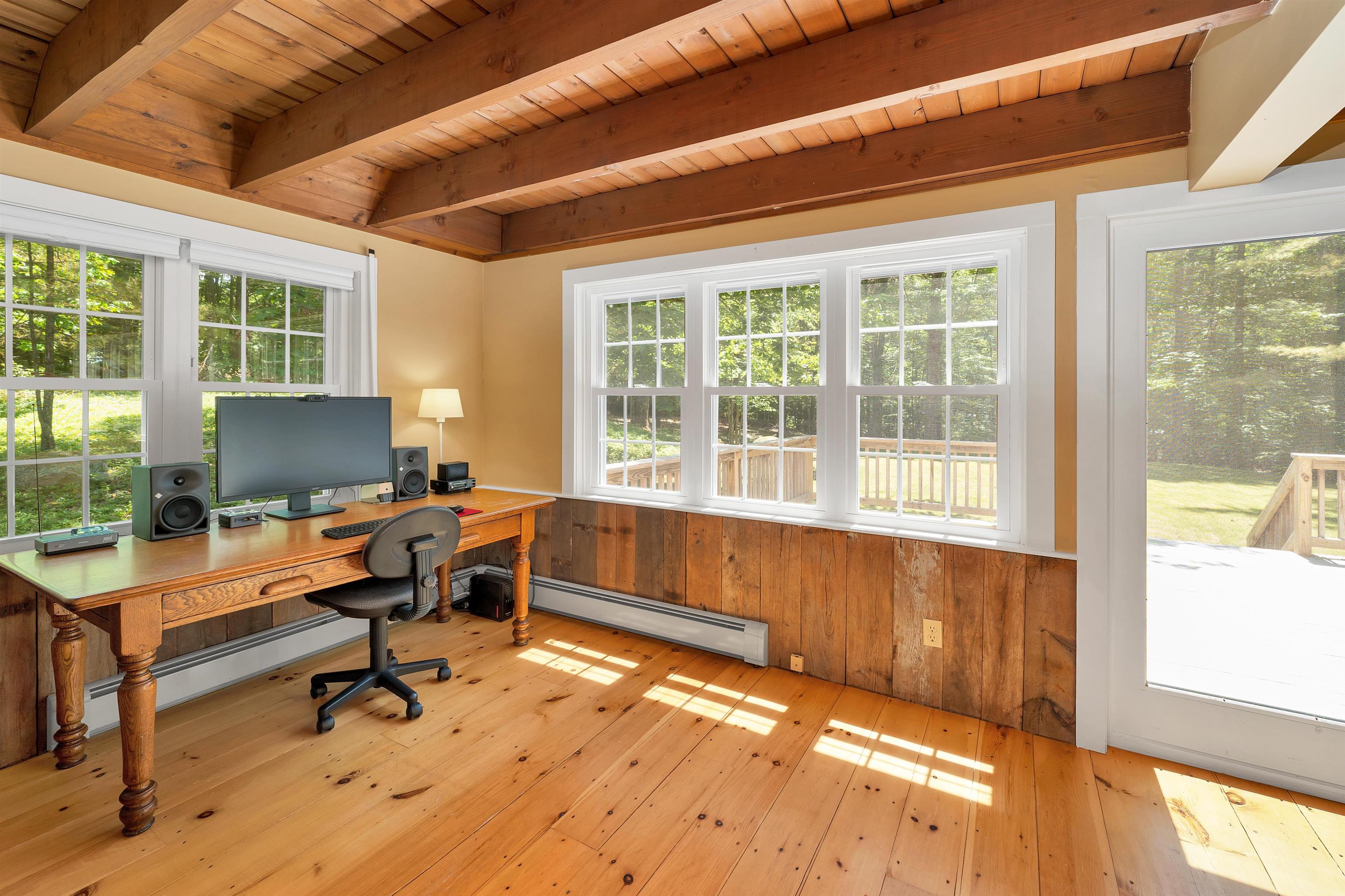 298 Middleton Road Wolfeboro, NH 03894 - Photo 4 of 32