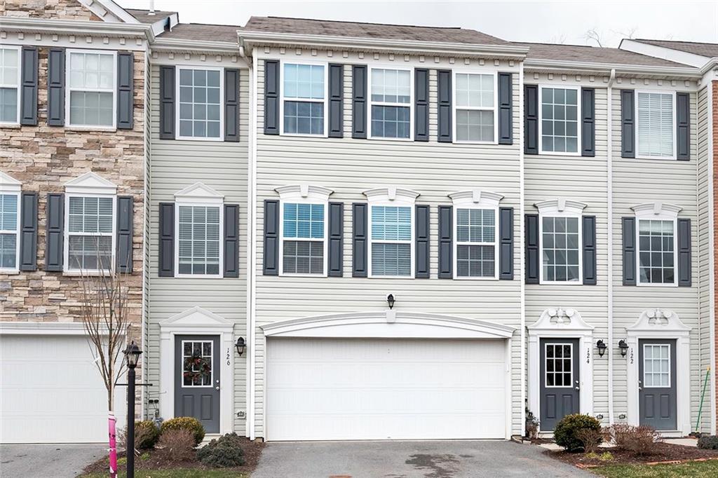 124 Lockheed Drive Coraopolis, PA 15108 - Photo 2 of 23
