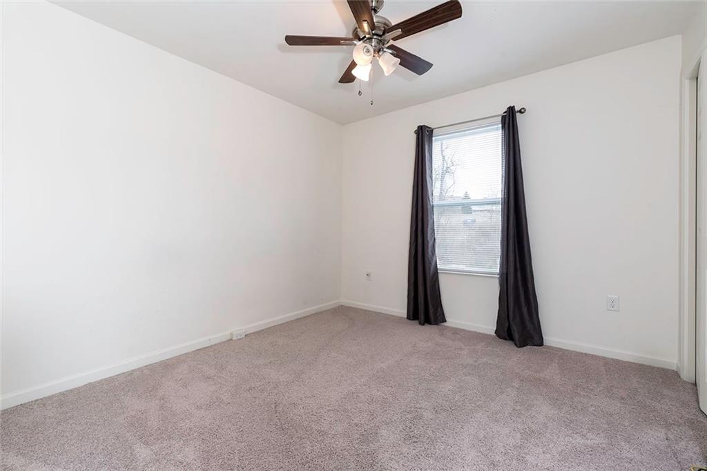 124 Lockheed Drive Coraopolis, PA 15108 - Photo 15 of 23