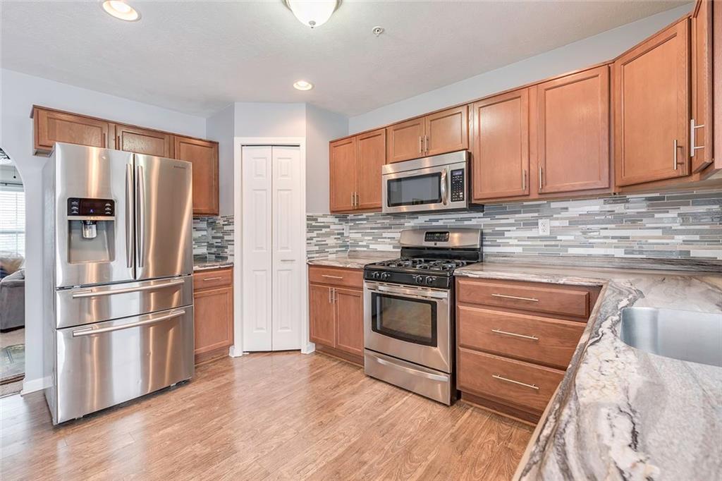 124 Lockheed Drive Coraopolis, PA 15108 - Photo 8 of 23
