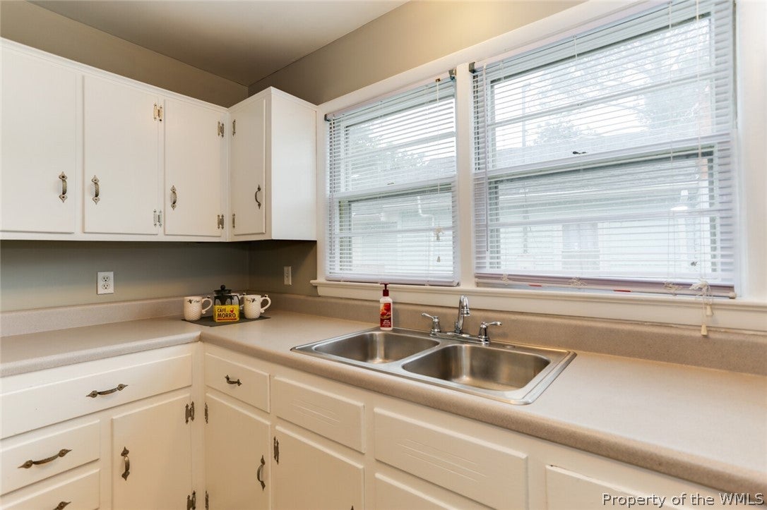 1615 Old Buckroe Road Hampton, VA 23664 - Photo 16 of 34 Gallery Image 16