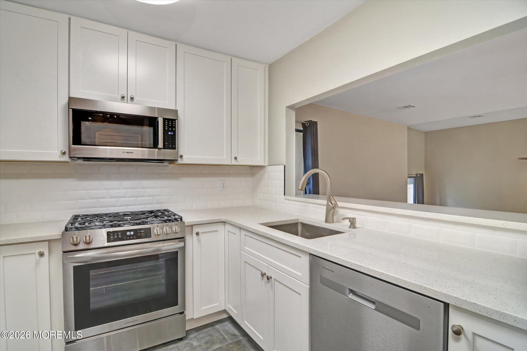 44 Marion Street, Unit 9 Red Bank, NJ 07701 - Photo 14 of 28 14-Kitchen