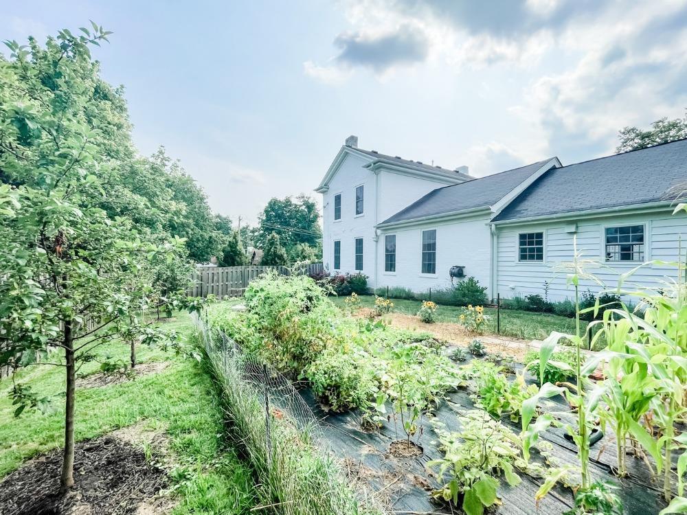 3678 Boomer Road Cincinnati, OH 45247 - Photo 41 of 48