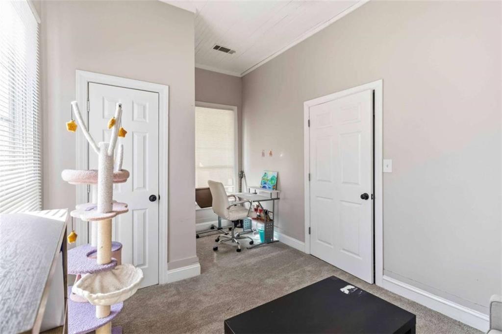 949 East Solomon Street Griffin, GA 30223 - Photo 13 of 26 wooden floor in a room