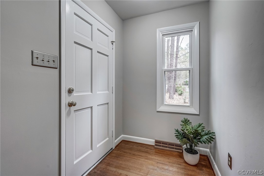 11526 Stillbrook Road Chesterfield, VA 23236 - Photo 3 of 49 Gallery Image 3