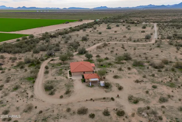 a view of outdoor space with mountain view