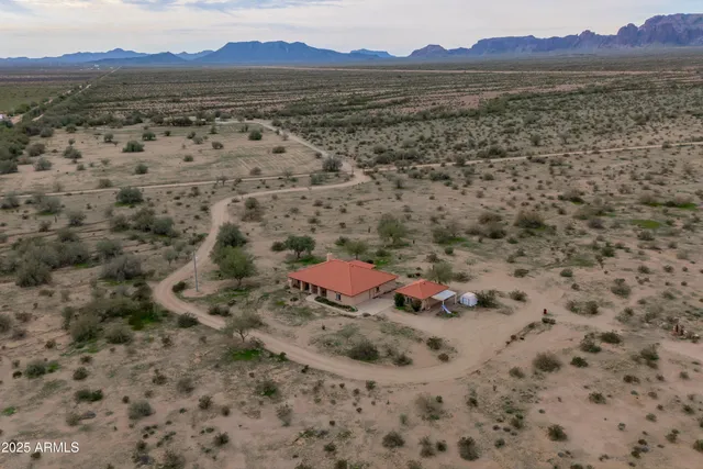 $640,000 | 1516 South 547th Avenue, Tonopah, AZ 85354